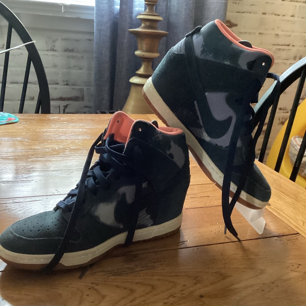 Nike hidden high heel camo shoes